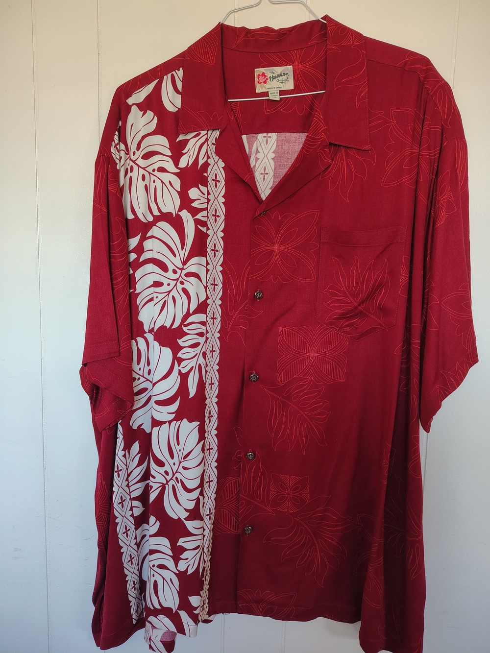 Hilo Hattie Made in Hawaii Mens 5XL Red Monstera Leaf Hawaiian Aloha Shirt